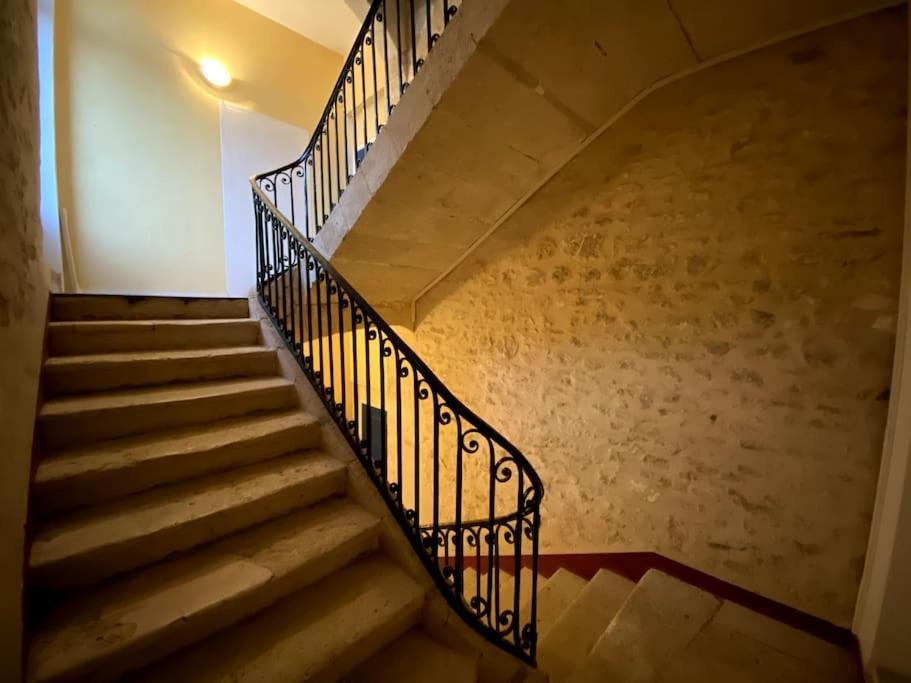 - Le Saugeron - Apartment Бле Екстериор снимка